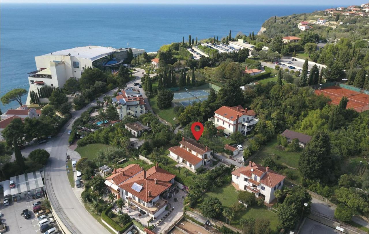Awesome Apartment In Portoroz With Wifi エクステリア 写真